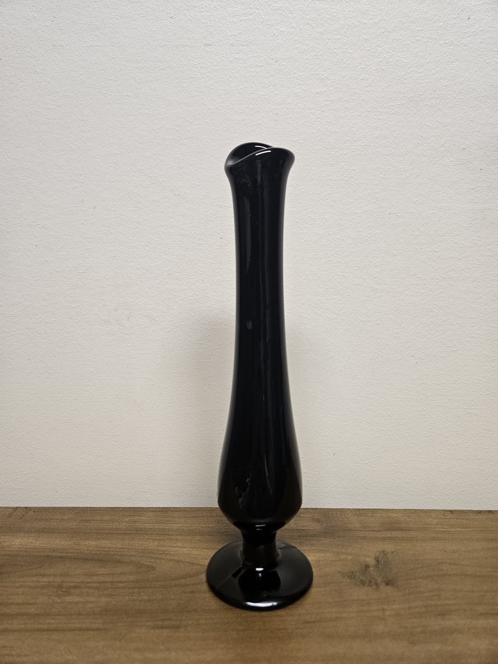 Vintage L.E. Smith Black Amethyst Glass Swung Vase - Mid-Century Modern